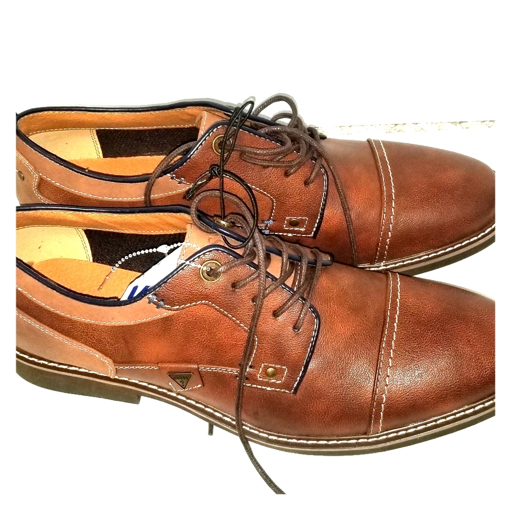 Guess Men's dress shoes. NWT